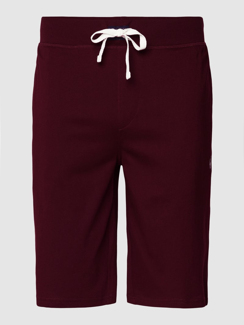 Slim Fit Sweatshorts mit Label-Stitching Modell 'LIQUID' in bordeaux rot