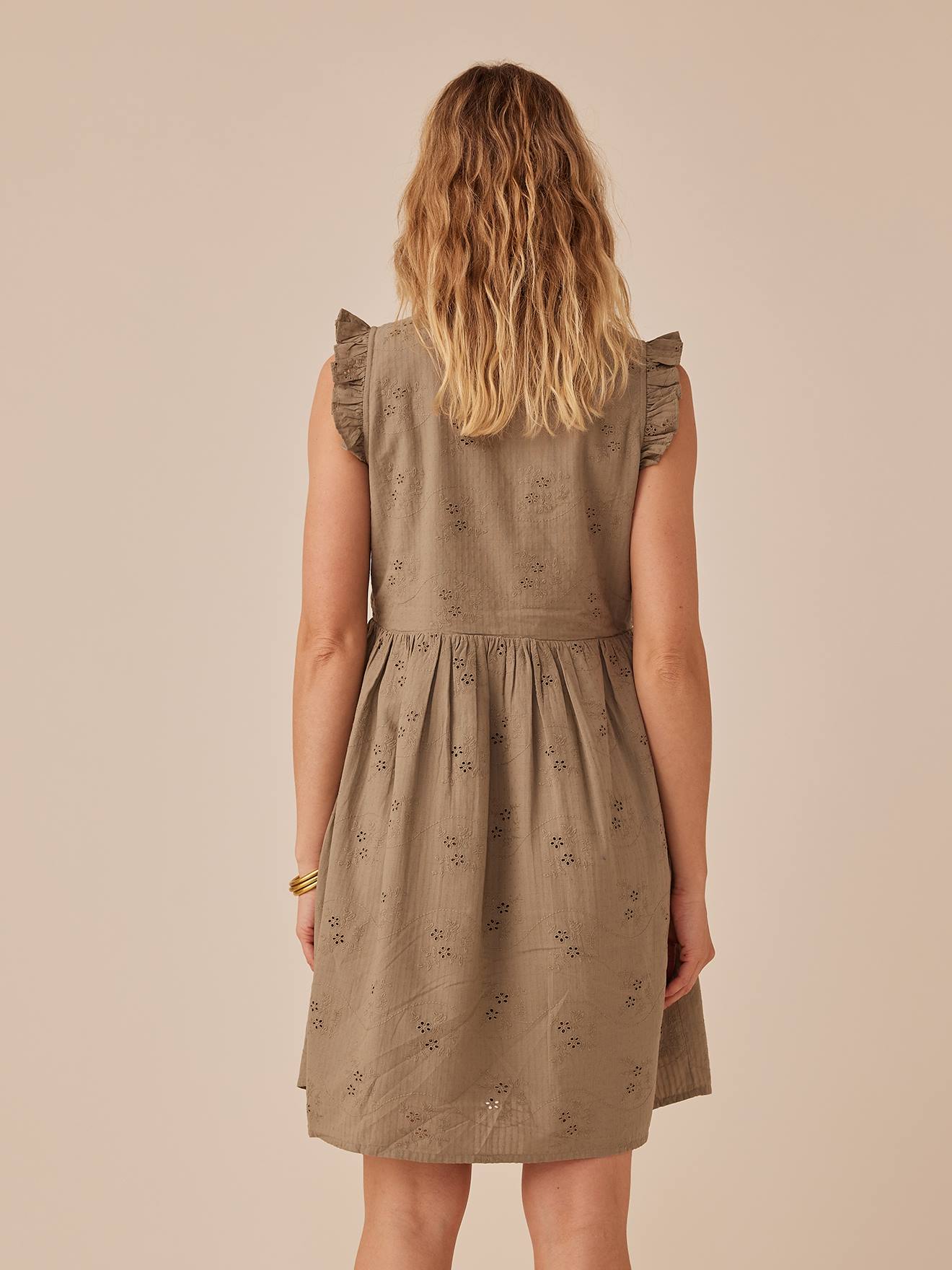 Envie de Fraise Kurzes Kleid für Schwangerschaft & Stillzeit ENVIE DE FRAISE, Lochstickereien - khaki