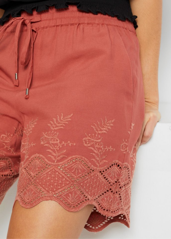 Shorts mit Spitze