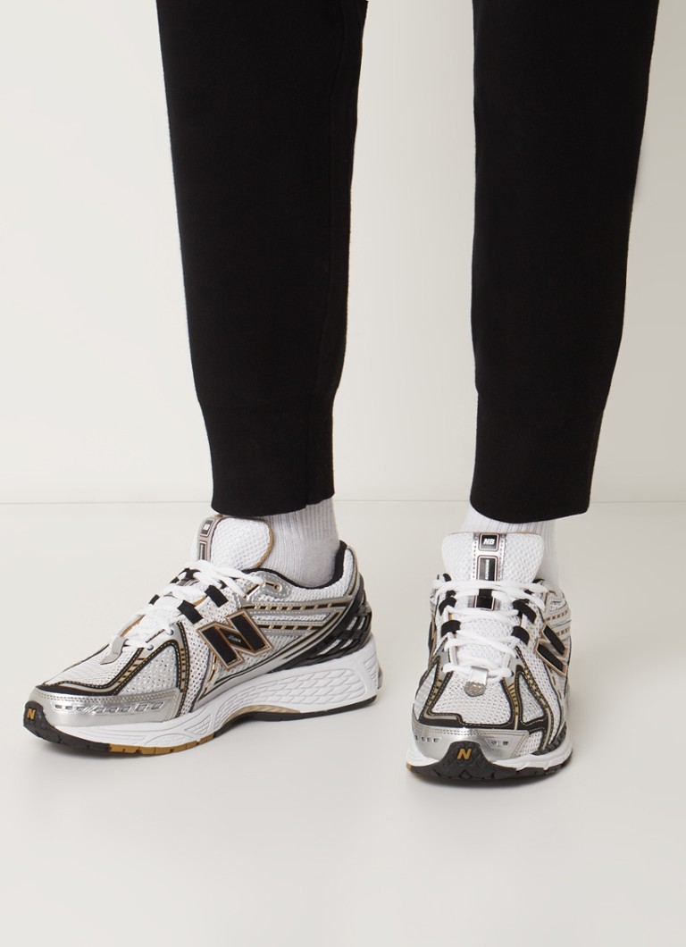 Αθλητικά παπούτσια New Balance 1906R με λεπτομέρειες από πλέγμα