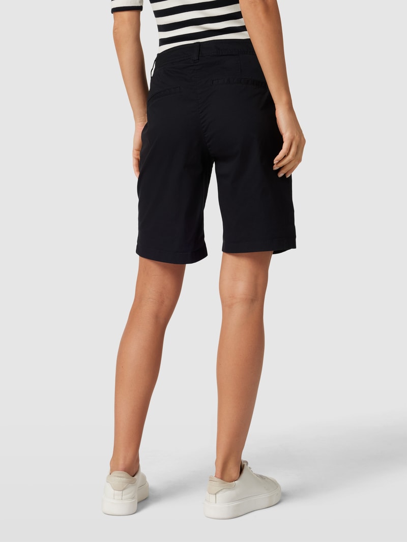 Bermudas mit französischen Eingrifftaschen in schwarz