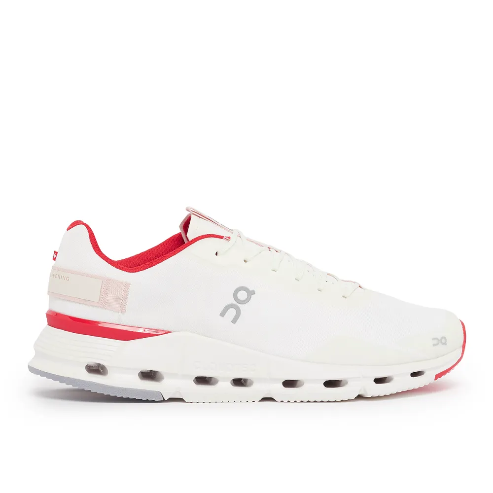 ON Cloudnova Form 26.98485 / weiss