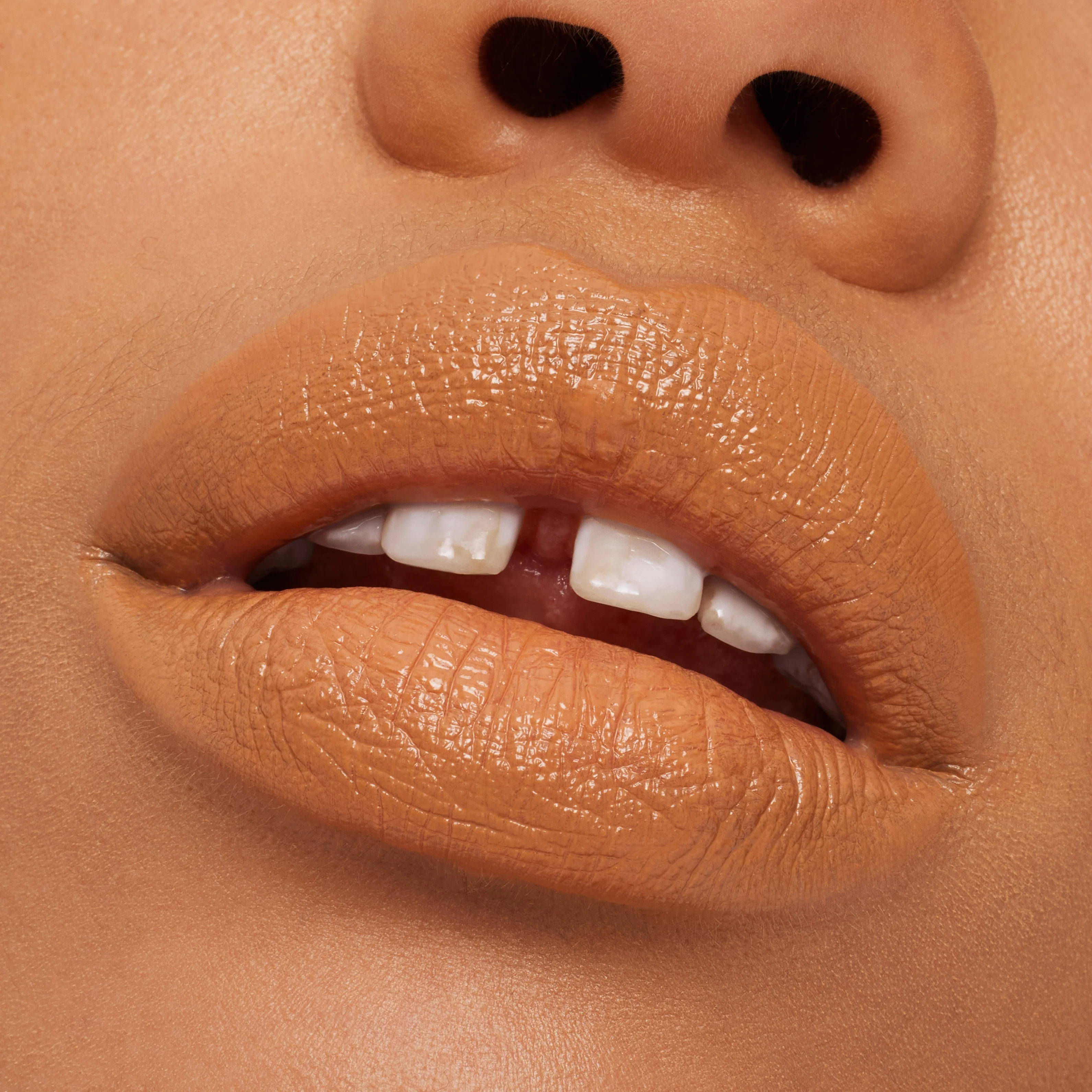„Rossetti M·A·CXIMAL SLEEK SATIN“ LŪPŲ DAŽAI – „Rossetto“