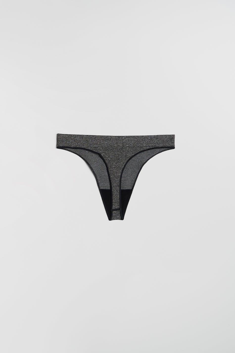 Freja seamless string