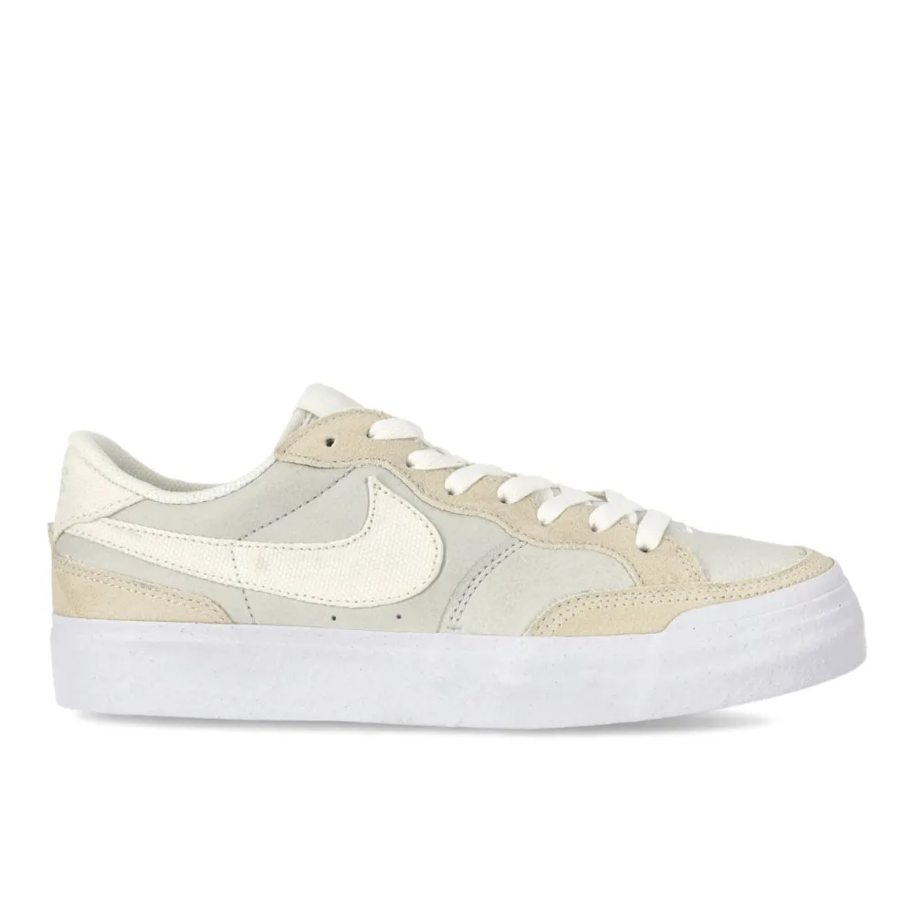 Nike SB Pogo Premium DZ7584-110 / weiss