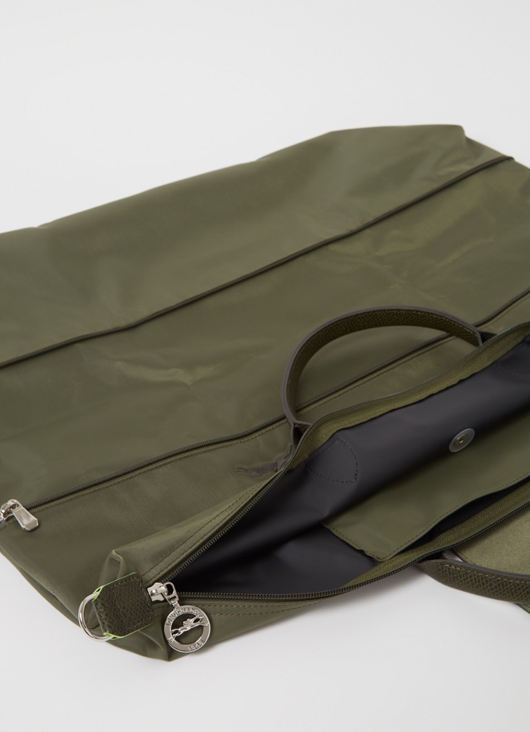Geantă de voiaj extensibilă Longchamp Le Pliage, verde, cu detalii din piele.
