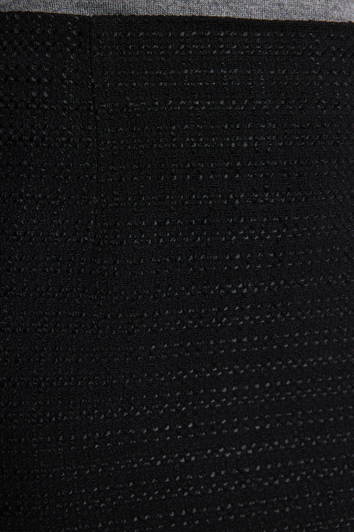 Trendyol Collection  Schwarzer Minirock mit Tweed-Stoff - Gerader Schnitt, Bleistifttyp - TWOAW24ET00273