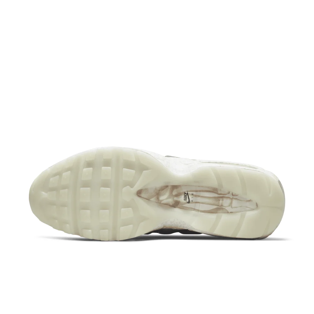 Nike Air Max 95 QS DV2593-100 / weiss