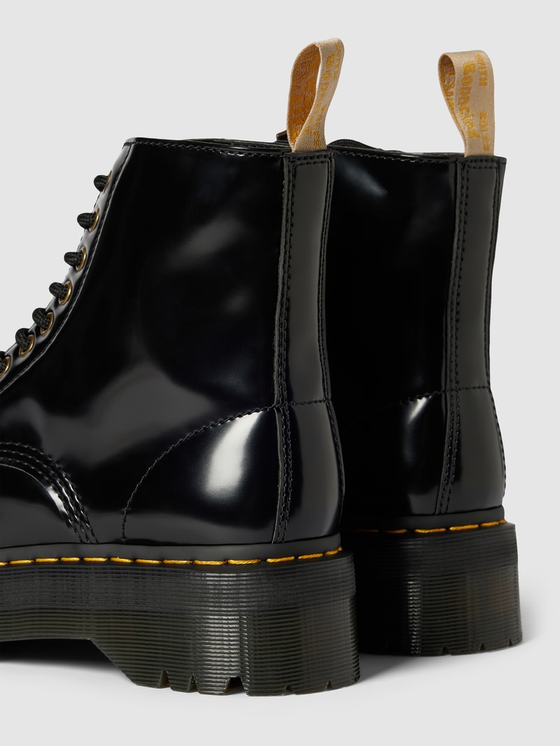 Stiefel mit Plateausohle Modell 'Vegan Sinclair' in schwarz