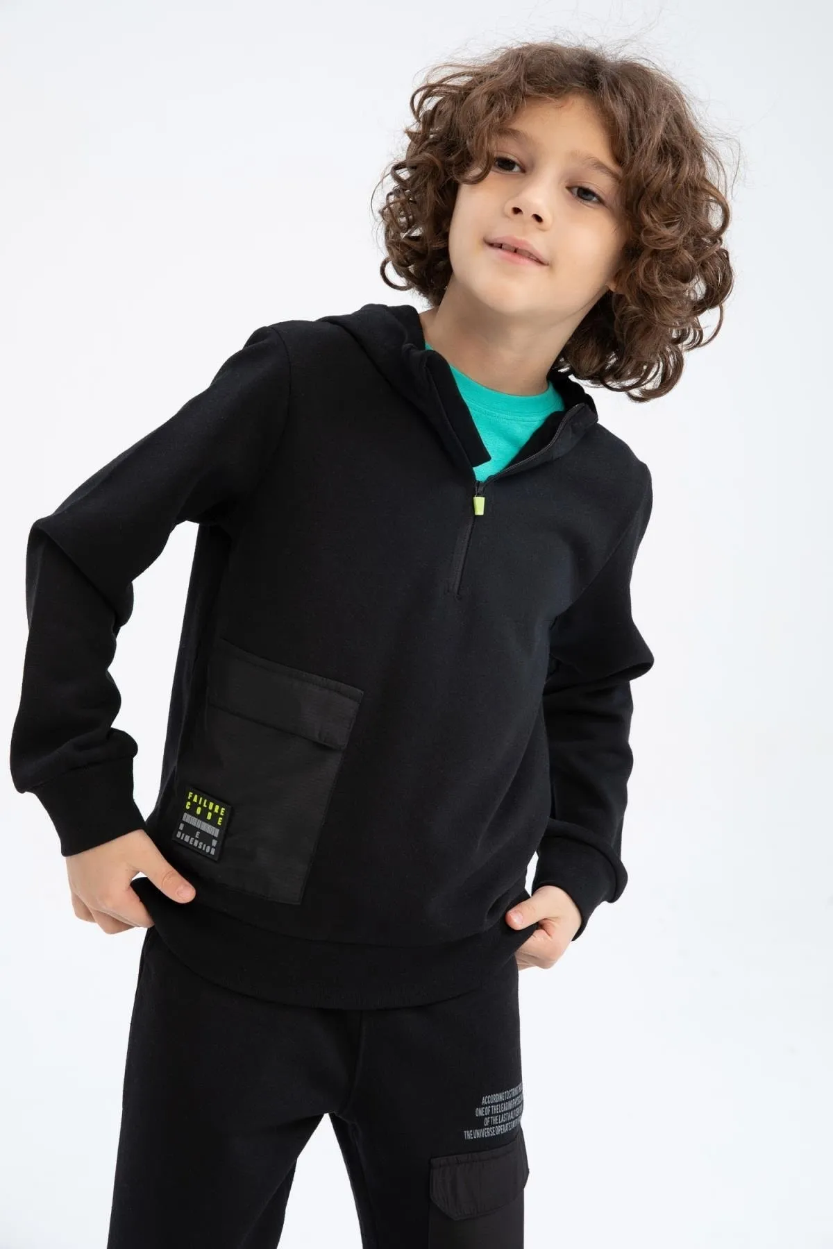 DeFacto  Sweatshirt mit Kapuze und Tasche für Jungen V3305a623sp