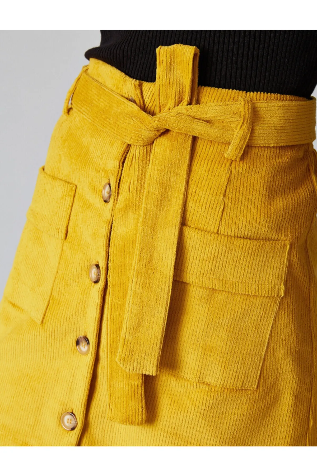 Koton  Cord-Minirock mit Gürtel und Taschendetail