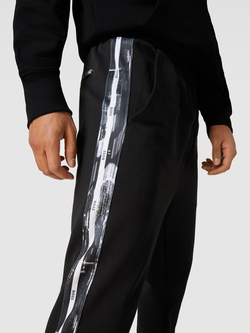 Sweatpants mit Galonstreifen Modell 'Hurley' in schwarz