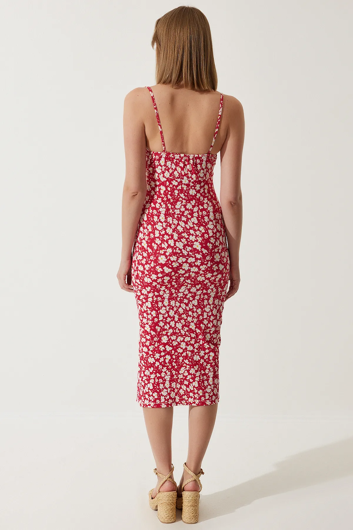 Happiness İstanbul  Damen-Sommerstrickkleid mit Schlitz in Dunkelrosa und Blumenmuster CI00029