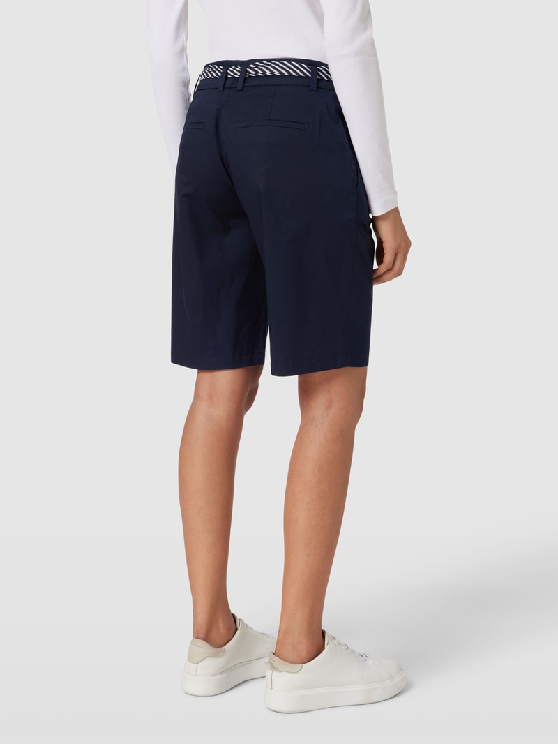 Bermudas mit Stoffgürtel in dunkelblau