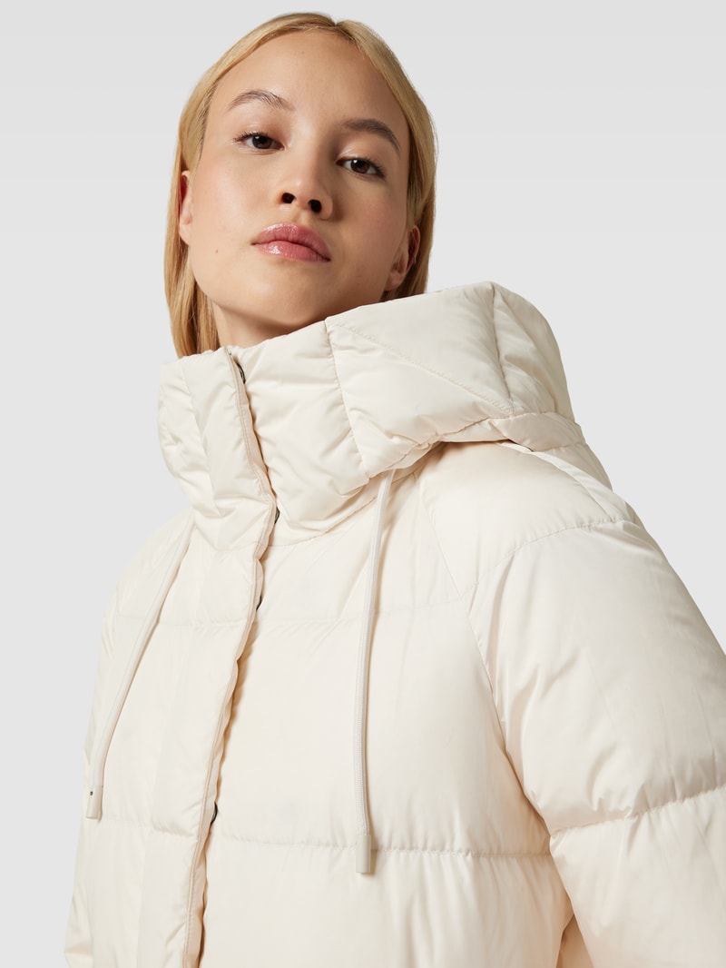 Dauneenjacke mit Label-Details Modell 'YSER' in offwhite