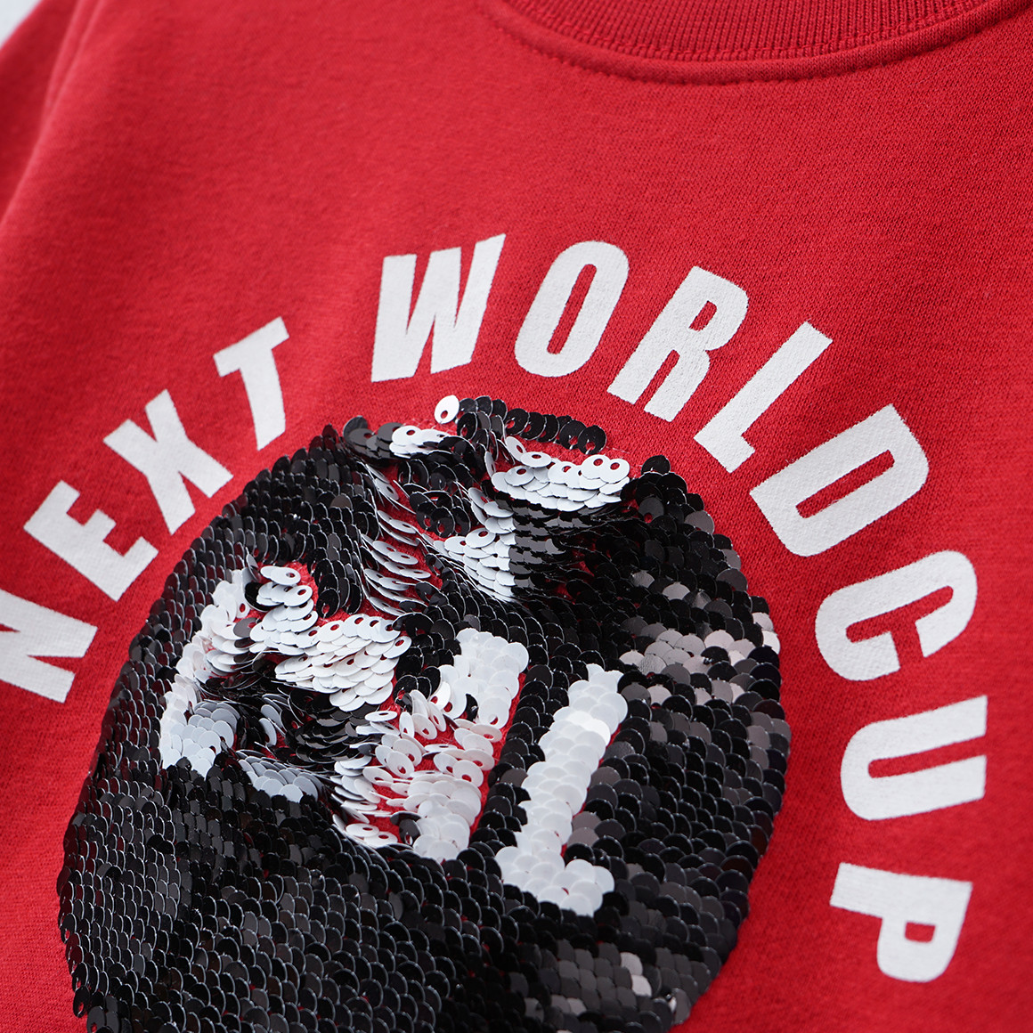 Jungen Sweatshirt mit Wendepailletten
