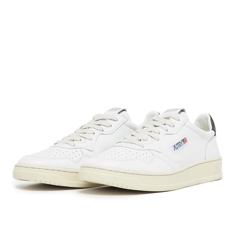 Autry 01 Low LL22 white/black