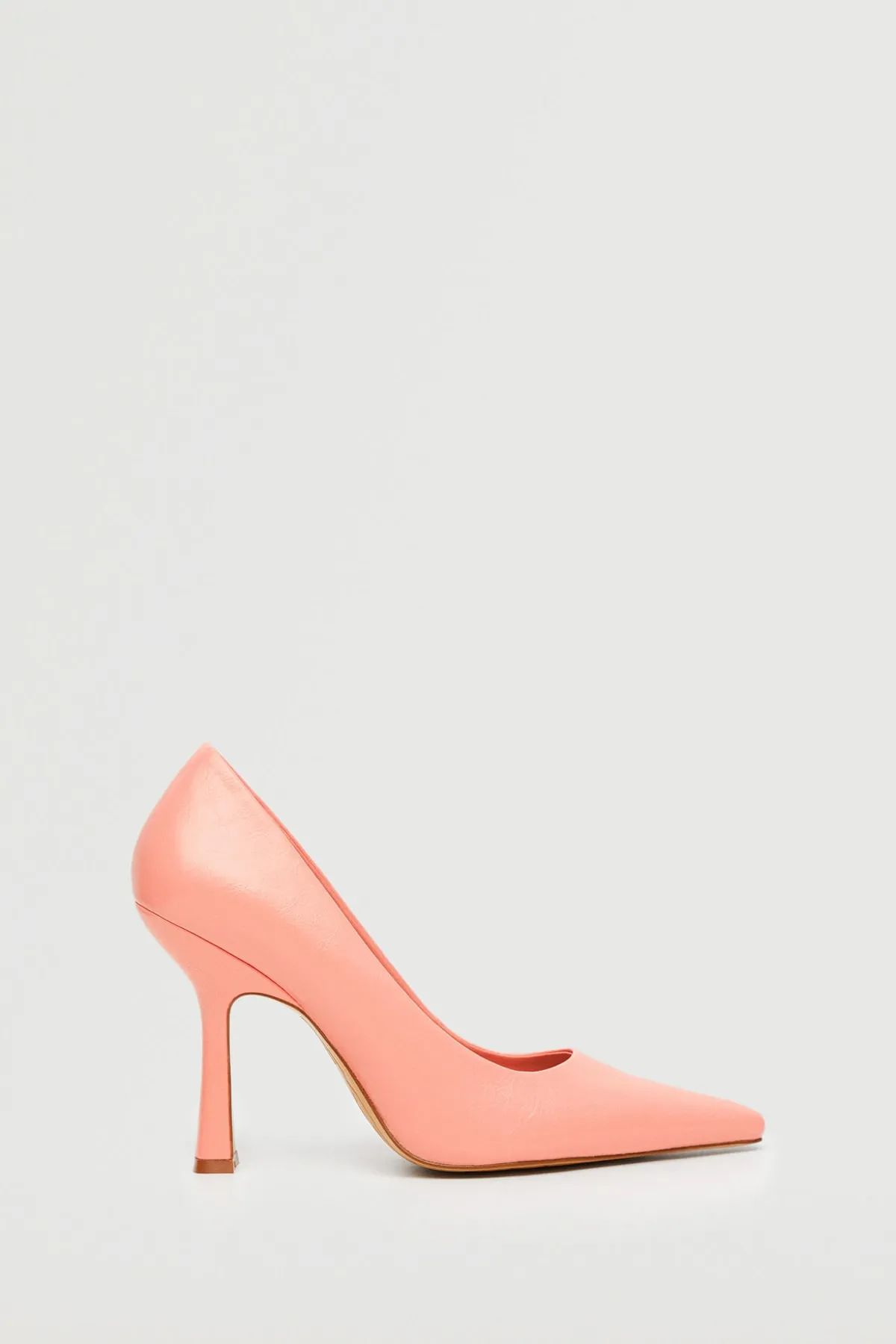 MANGO  Lachsfarbene Damen-Klassikerschuhe 27052509