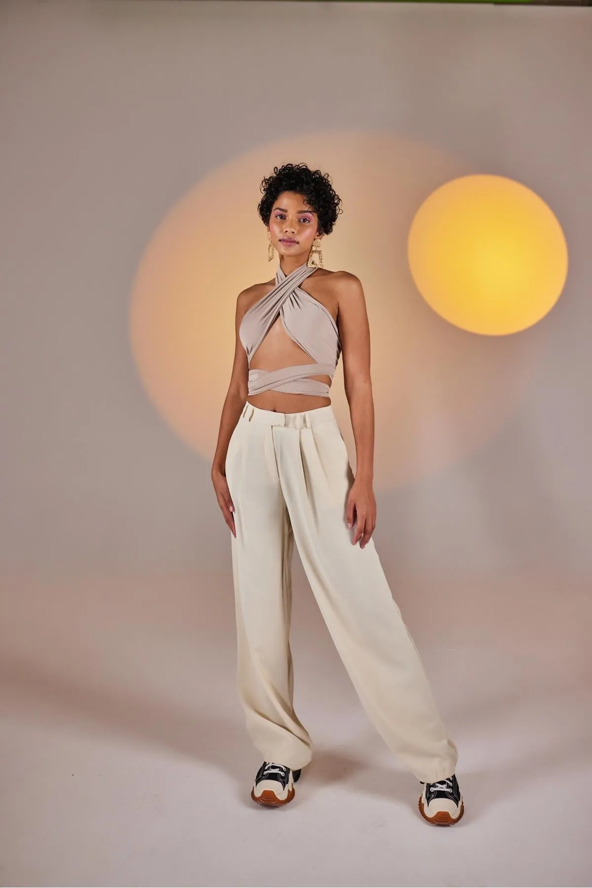 HOLLY LOLLY  Palasia-Hose aus Stoff mit hoher Taille im Palazzo-Schnitt, Beige