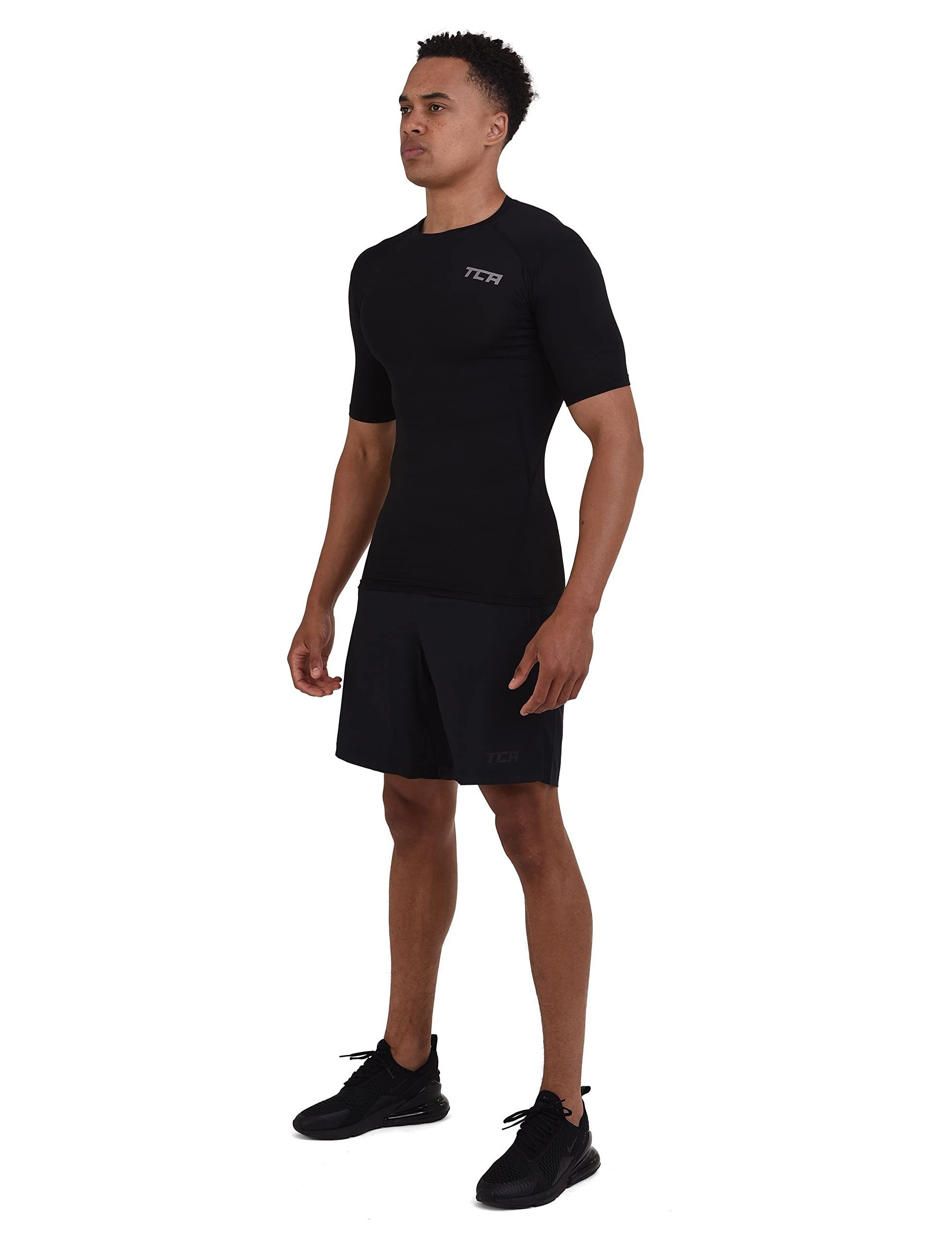 TCA Funktionsunterhemd TCA Herren HyperFusion Sportshirt, kurzärmlig, elastisch - Schwarz