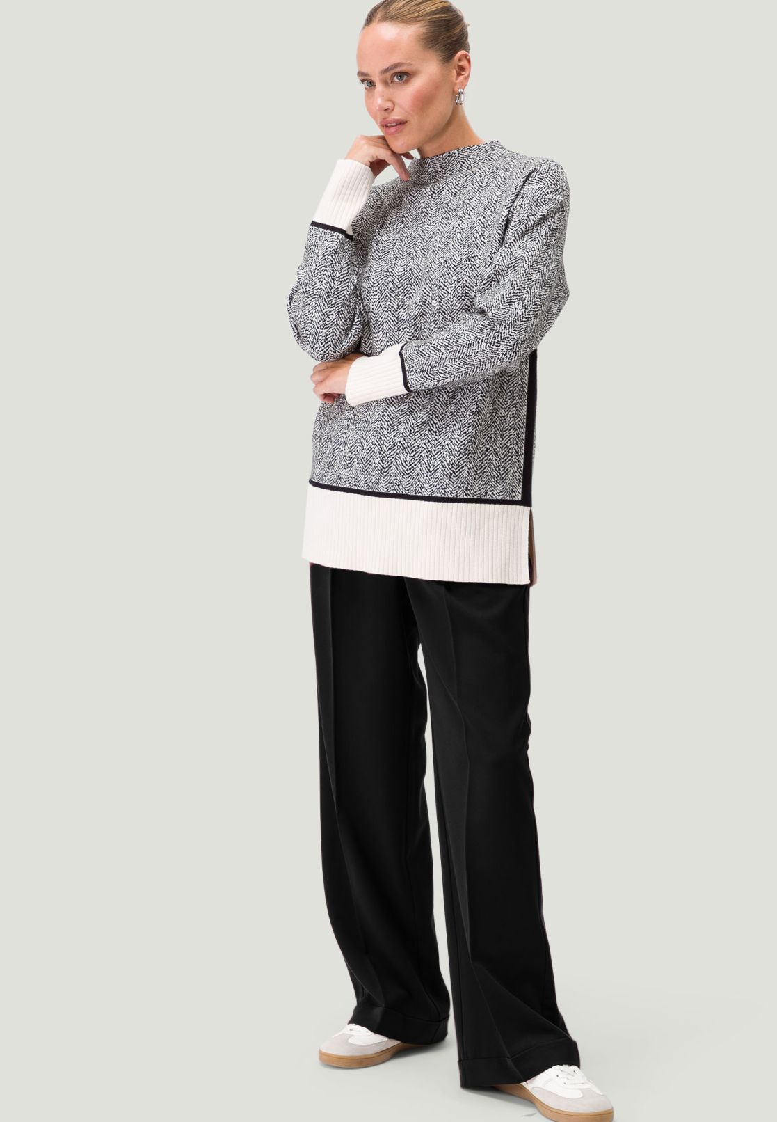 Pullover mit Fischgrätenmuster