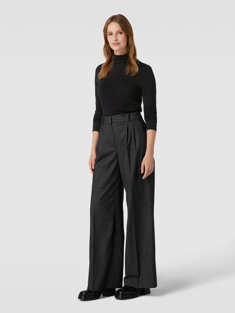 Longsleeve mit Rollkragen in schwarz