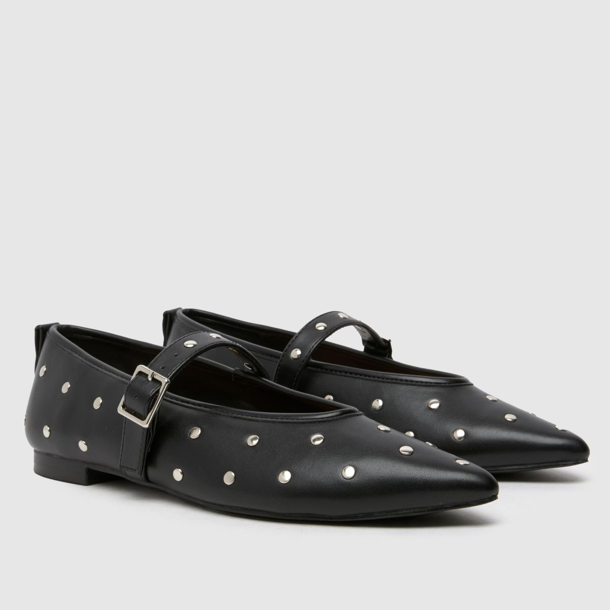 Balerínky s cvočky Schuh Lada v černé barvě