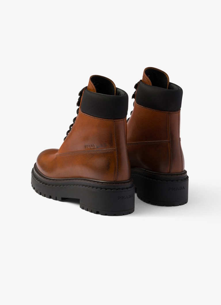 Prada  Re-Nylon veterboot van leer