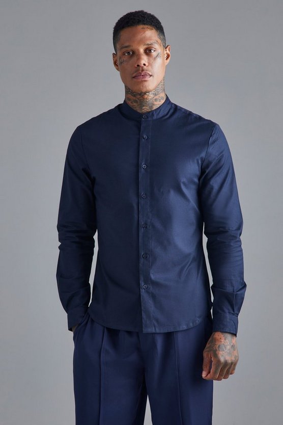 Langärmliges Slim-Fit Hemd mit Grandad-Kragen