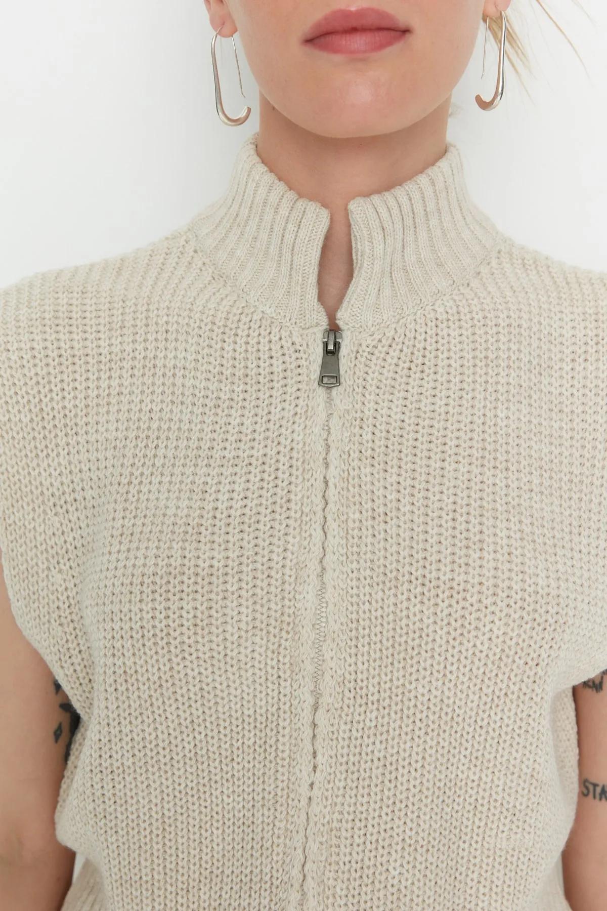 Trendyol Collection  Stone Crop Reißverschluss Basic Knit Sucker TWOAW23HI0015