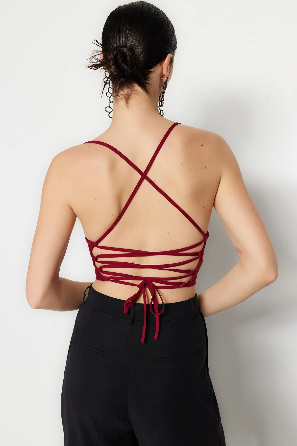 Trendyol Collection  Pflaumenfarbenes, bauchfreies, gefüttertes Bustier aus Webstoff TPRSS21BS0009