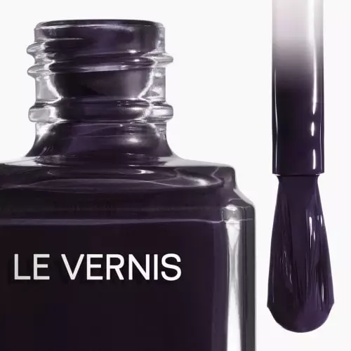 LE VERNIS Long-lasting colour and shine nail polish