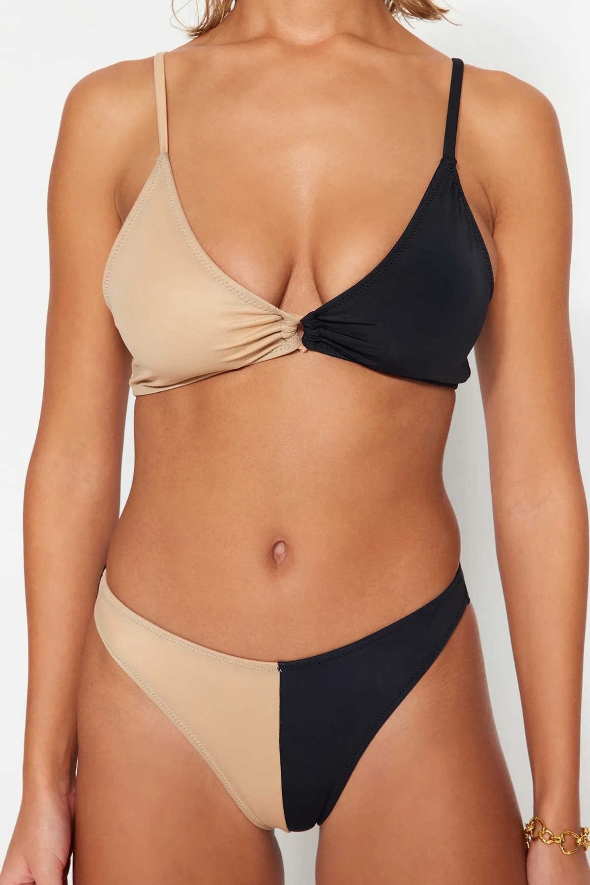 Trendyol Collection  Bikini-Set - Schwarz - Unifarben