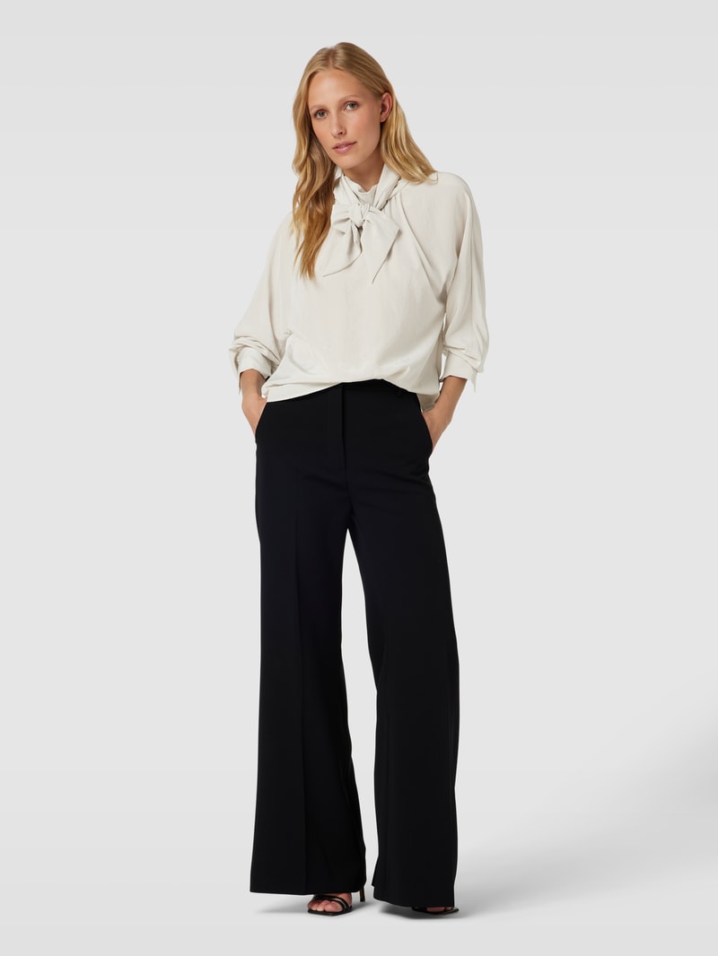 Bluse mit Schal-Element in stein
