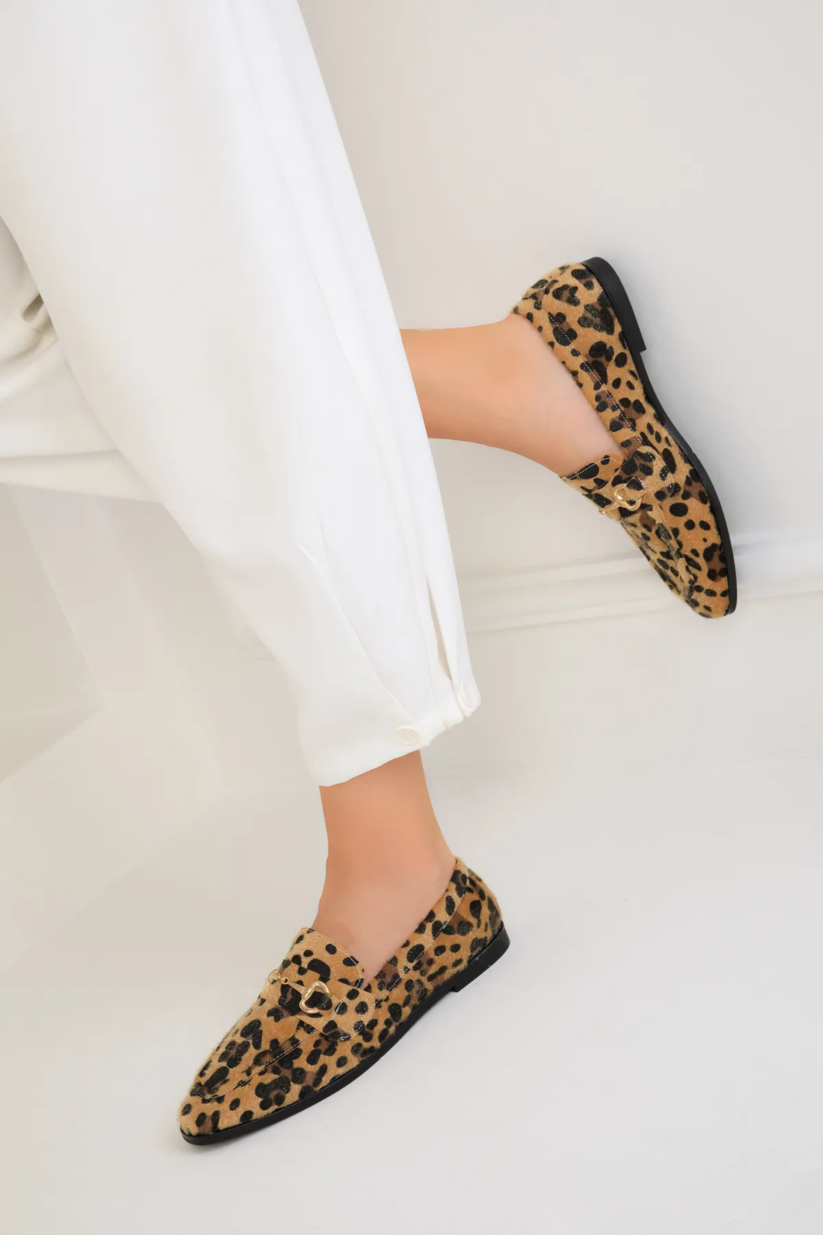 SOHO  Leoparden Damen Freizeitschuhe 18585