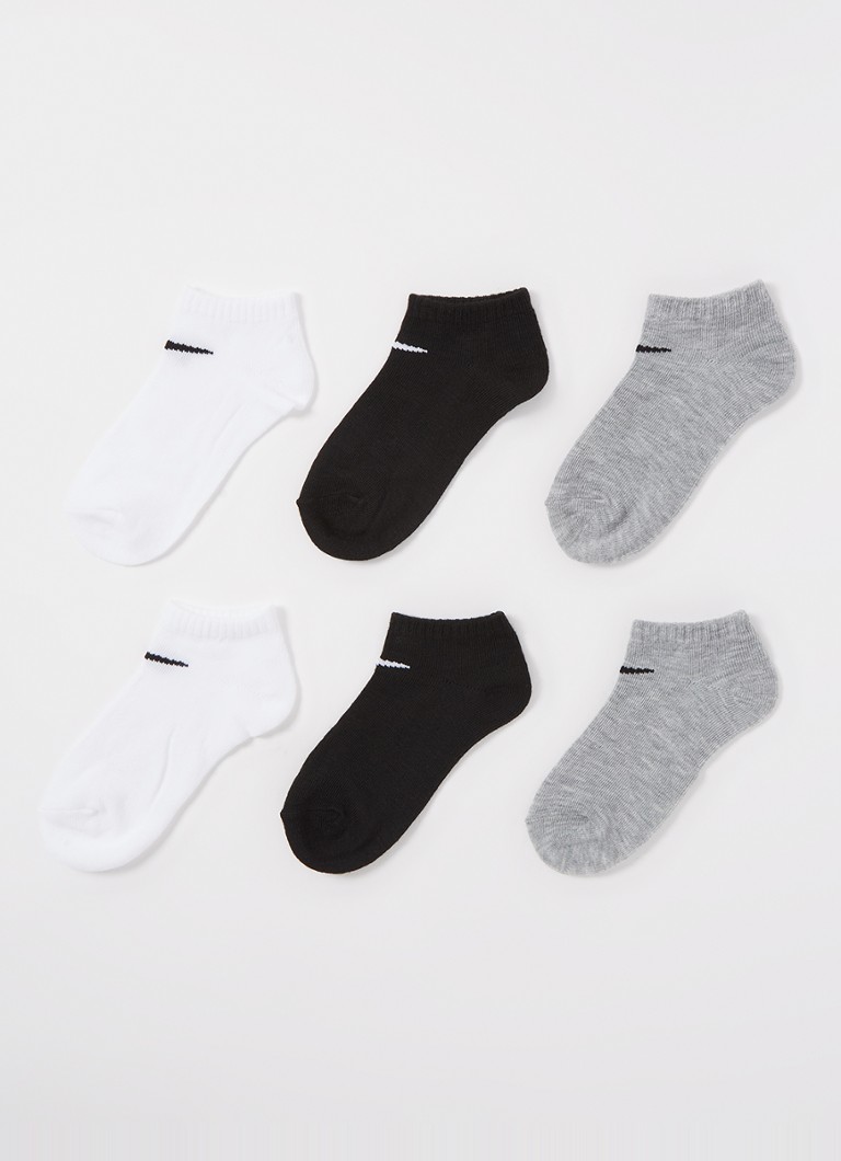 Nike logós sportzokni 6 darabos kiszerelésben