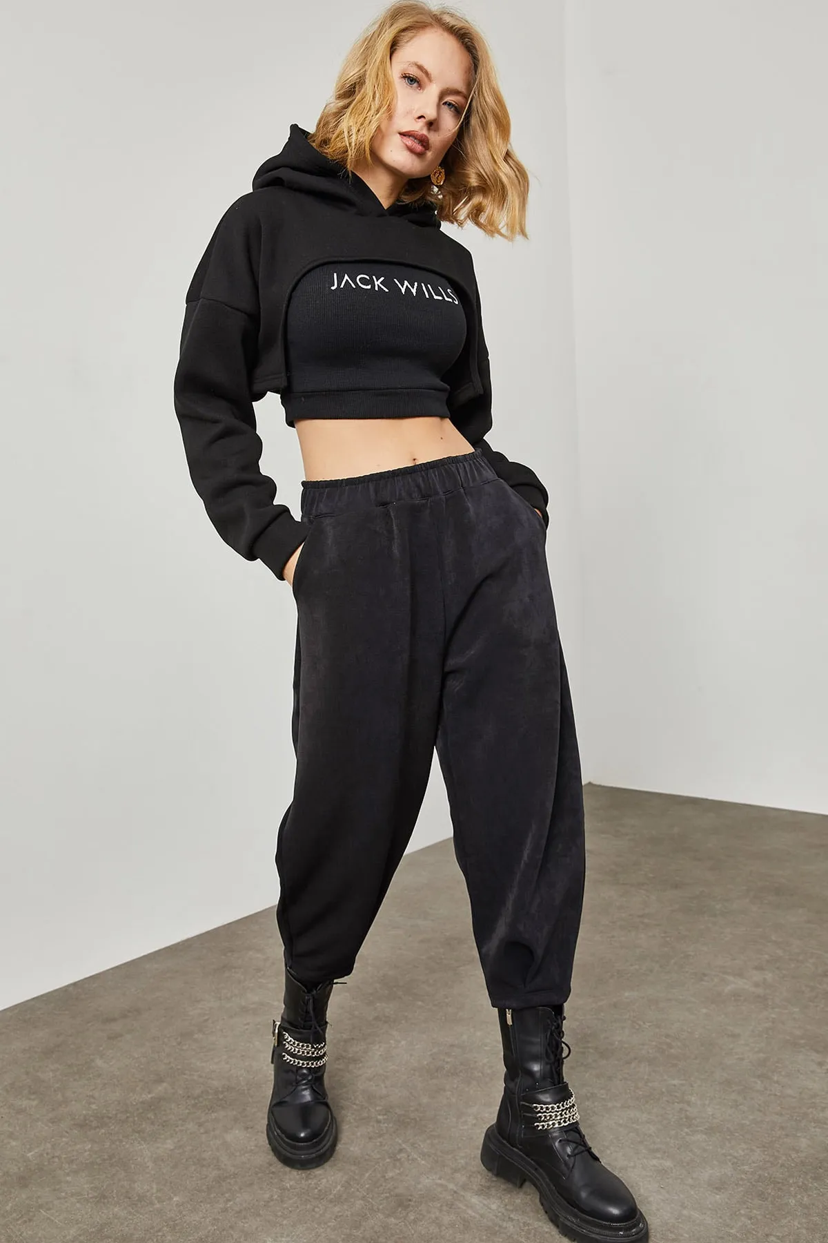 XHAN  Schwarze Wildleder-Jogginghose für Damen 2KZK8-12212-02