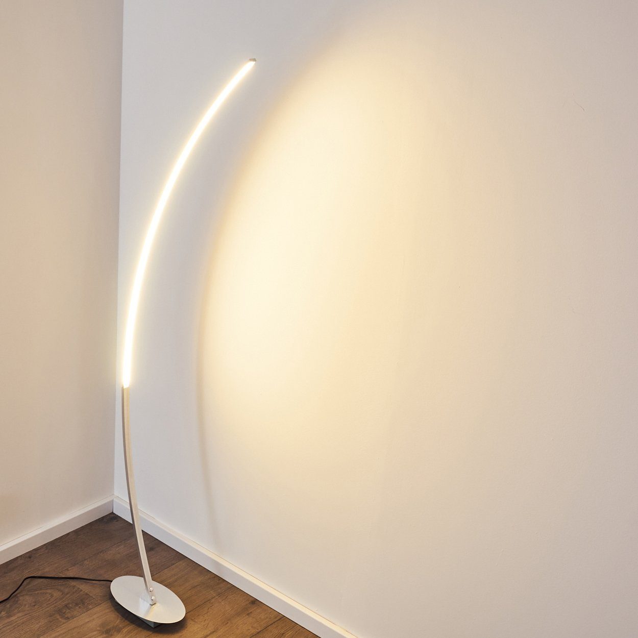 hofstein Bogenlampe Oneto LED Designer Standlampe in Aluminiumgebürstet, mit Fußschalter und Kabel, Leselampe, fest eingebaute LEDs 1100 Lumen