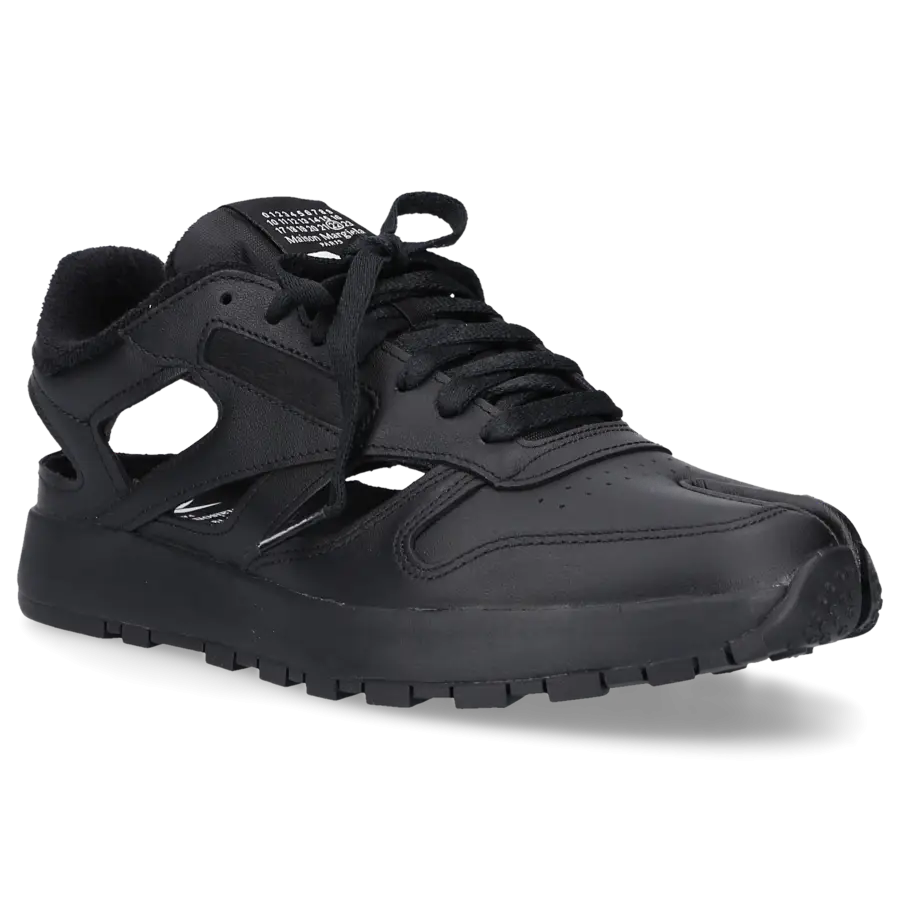 Maison Margiela - Sneaker low x REEBOK TABI Kalbsleder - schwarz