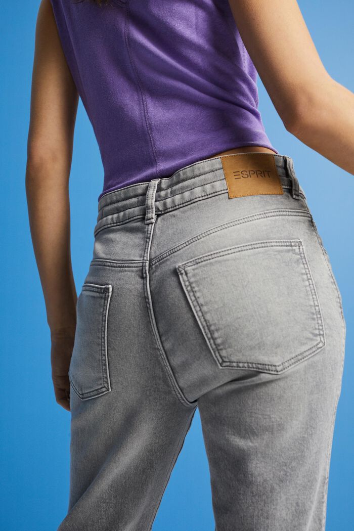 Boyfriend-Jeans mit Kordelzugbund