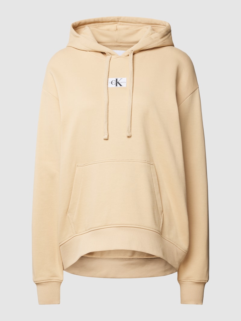 Oversized Hoodie mit Label-Patch in sand