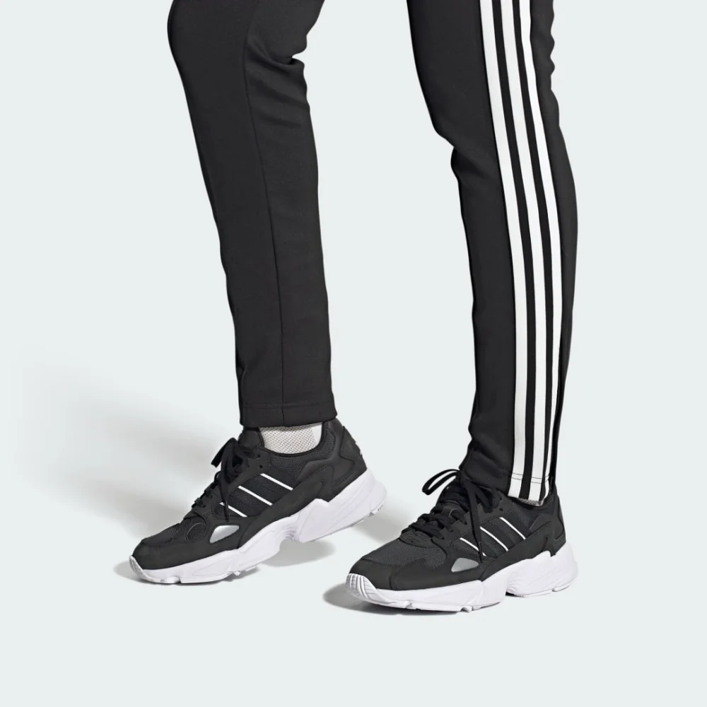 adidas Falcon IG8301 / schwarz