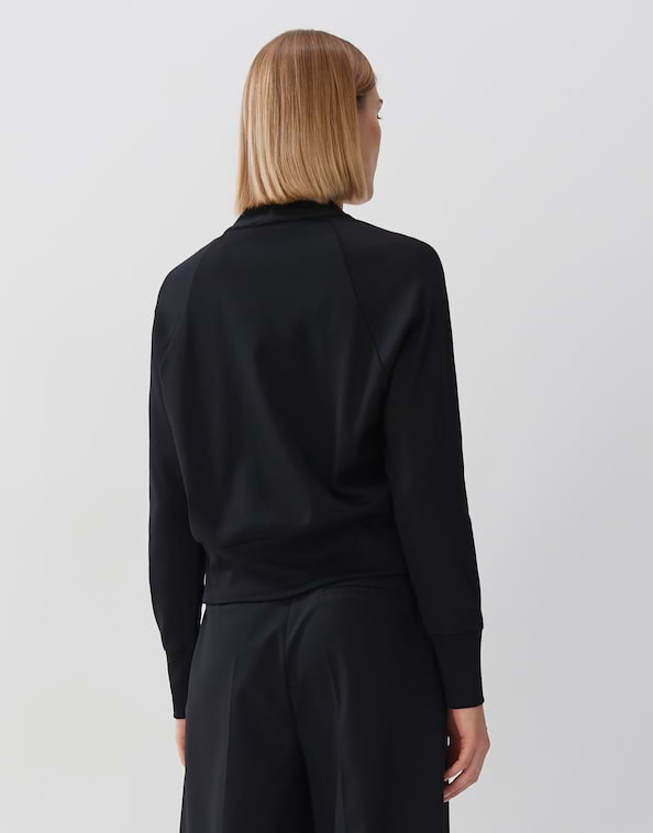 Sweatjacke Uyakumi