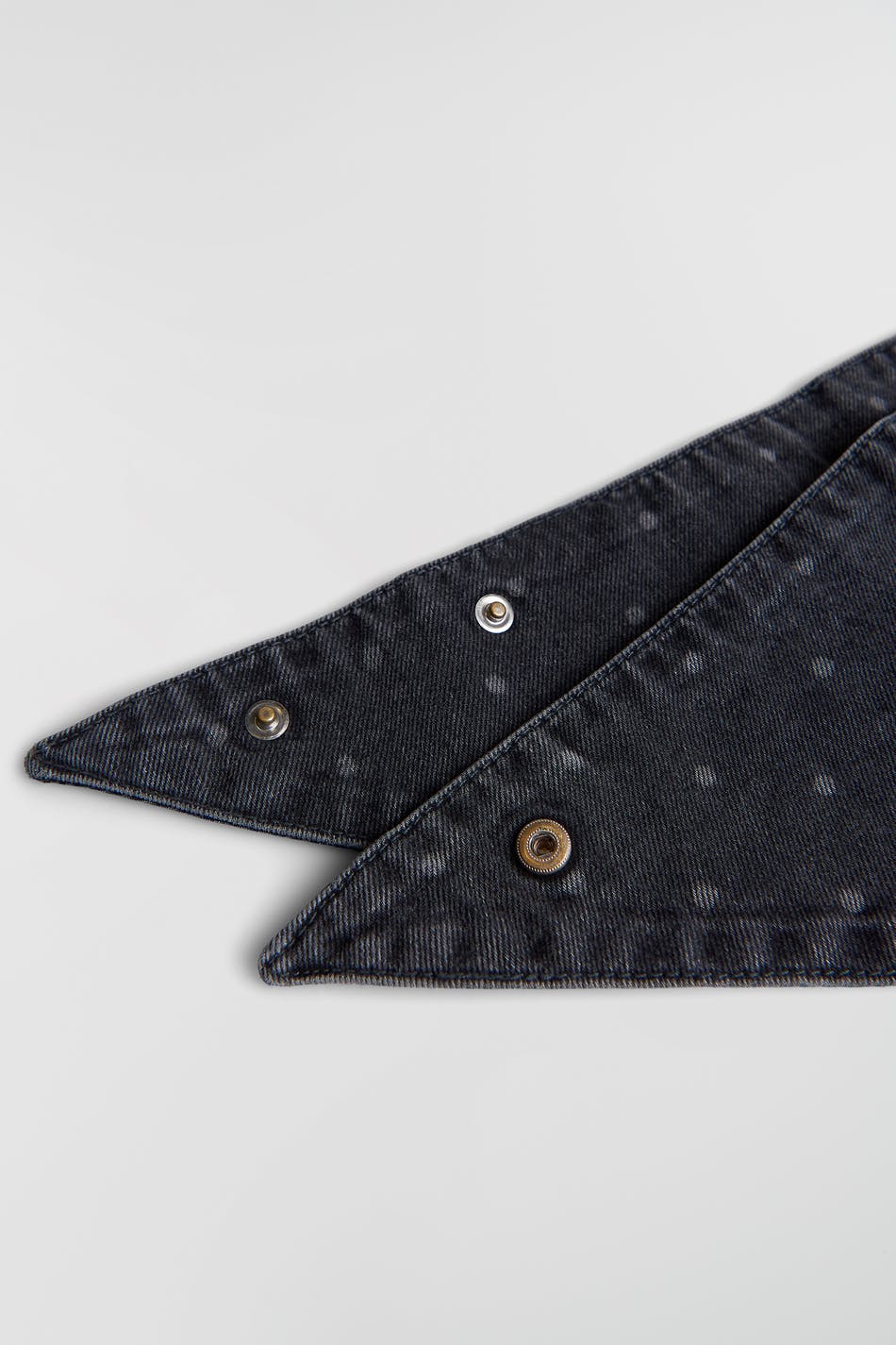 Mw denim scarf