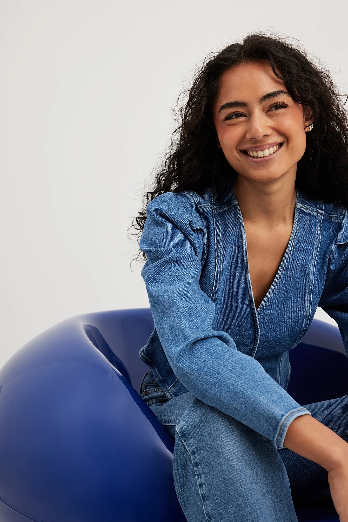 Denim-Bluse mit weiten Ärmeln
