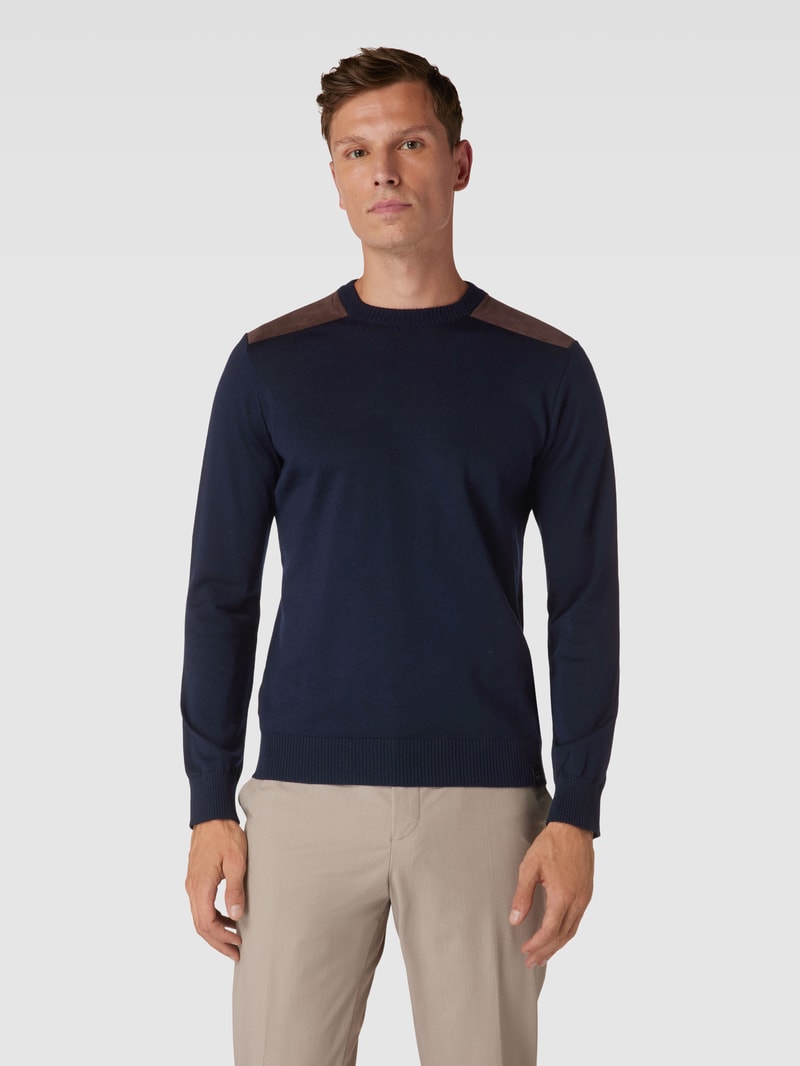 Strickpullover mit Kontraststreifen in marineblau