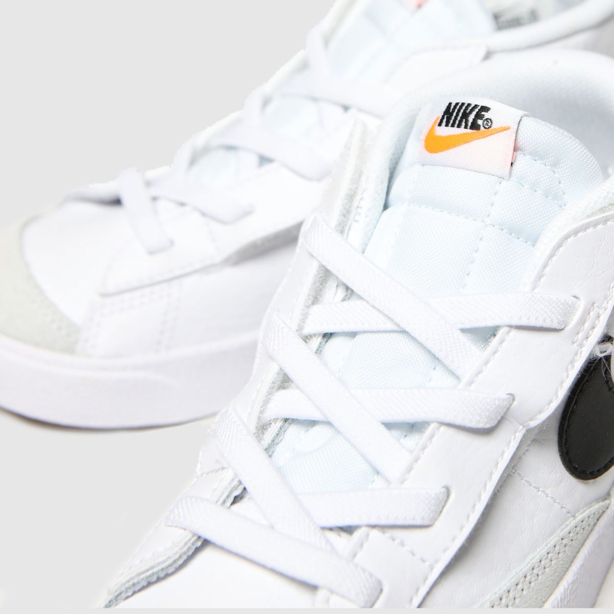 Nike fehér és fekete blézer Mid 77 kisgyermek cipő