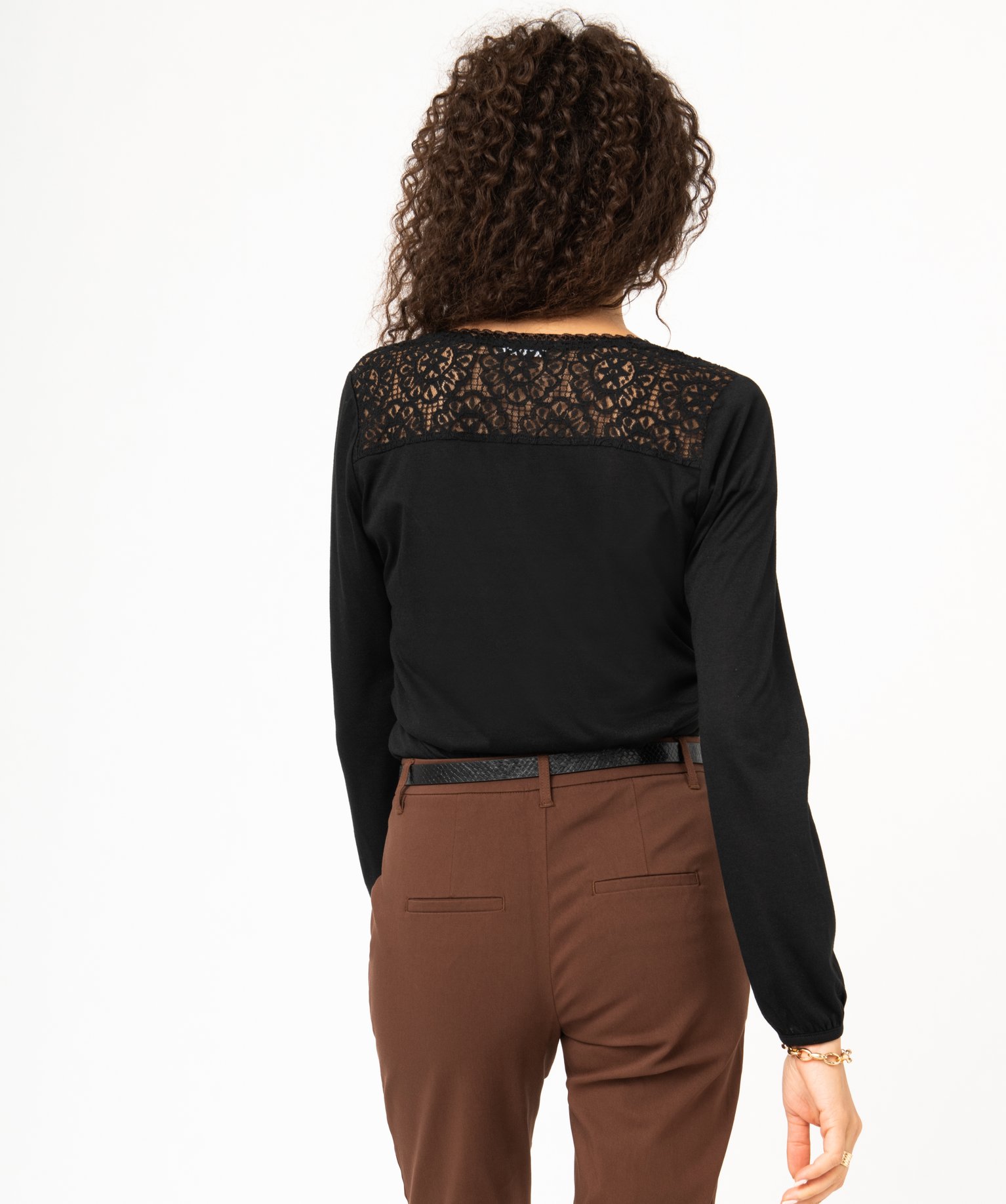 Tee-shirt à manches longues avec détails dentelle femme noir | GEMO