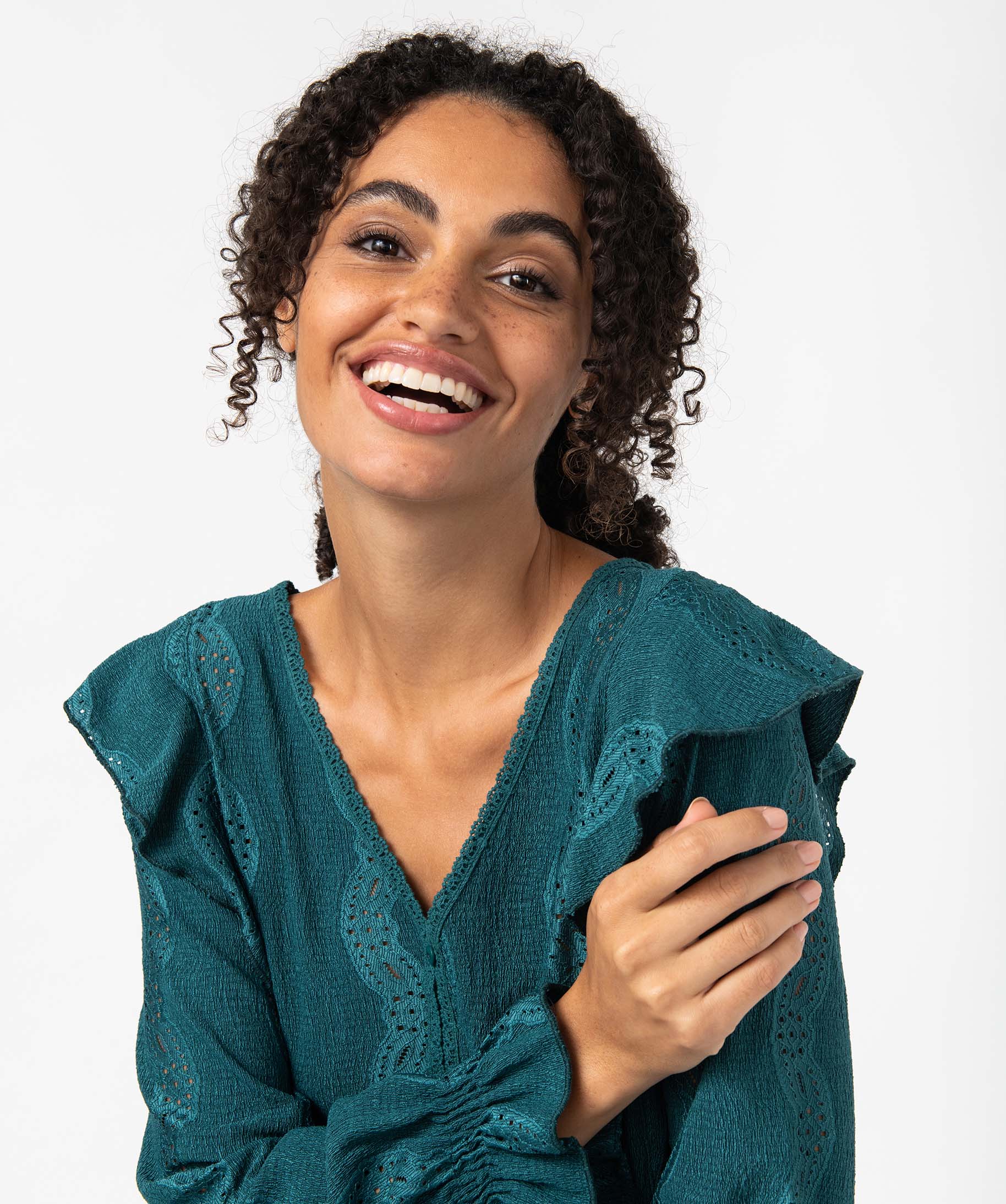 Tee-shirt femme à manches longues avec fronces et volants vert | GEMO