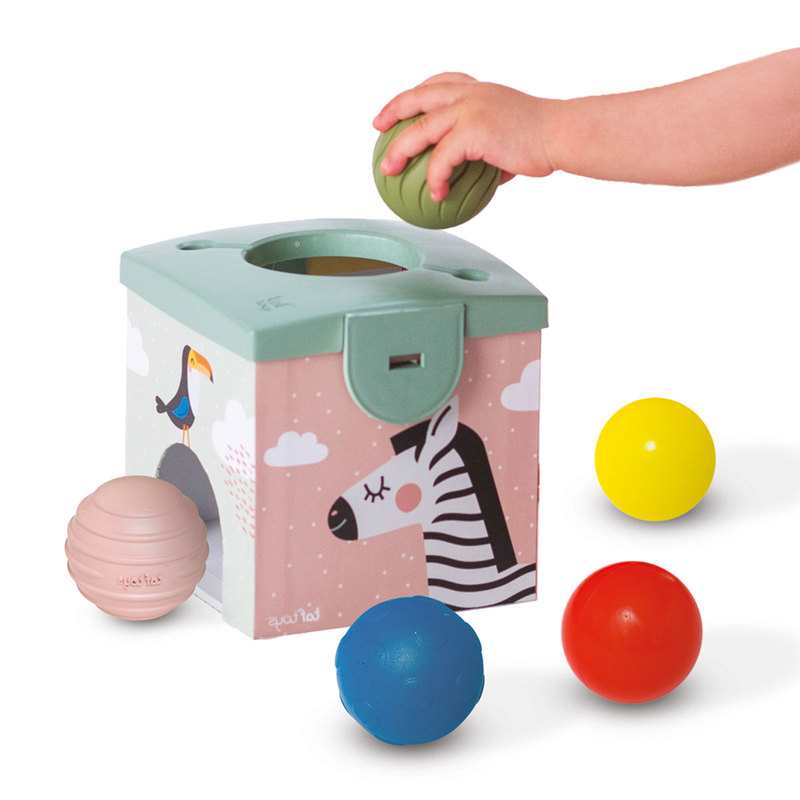 Cube magique balles tissus cartes Taf toys